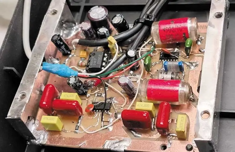 Preamplificador fono multicurva